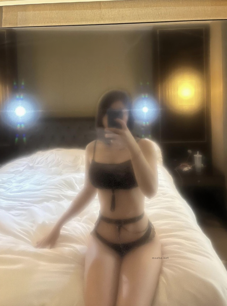 詹詹 – 黑纱纯欲比基尼系列【24P】